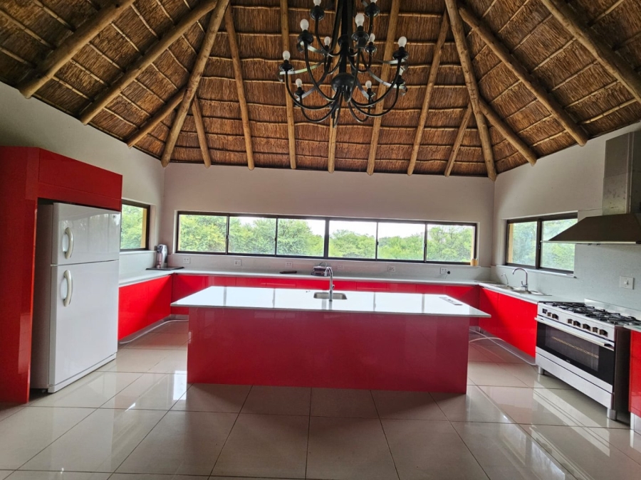 5 Bedroom Property for Sale in Boschenvaal River Front Lodges Free State